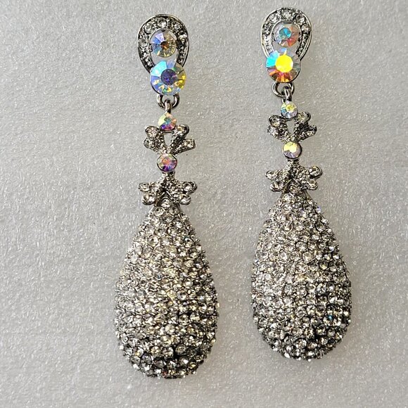 Crystal Rhinestone Earrings - Picture 5 of 13